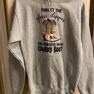 This Princess wears boots women’s hooded sweatshirt size small gray